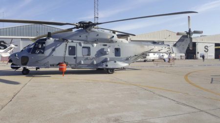 El primer NH-90 español es usado actualmente por Airbus Helicopters España para la certificación de los equipos de la versión del Ejército del Aire. Después se usará para los de la Armada.