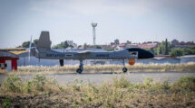 El primer Airbus SIRTAP durante sus pruebas de rodaje en Getafe.