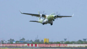 Primer vuelo de un Airbus C295 montado en India.
