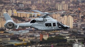 Airbus Helicopters entrega el primer ACH160 a un cliente de Brasil.
