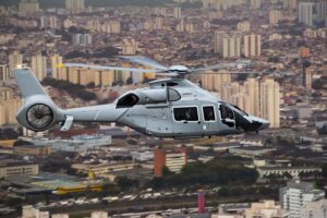 Airbus Helicopters entrega el primer ACH160 a un cliente de Brasil.