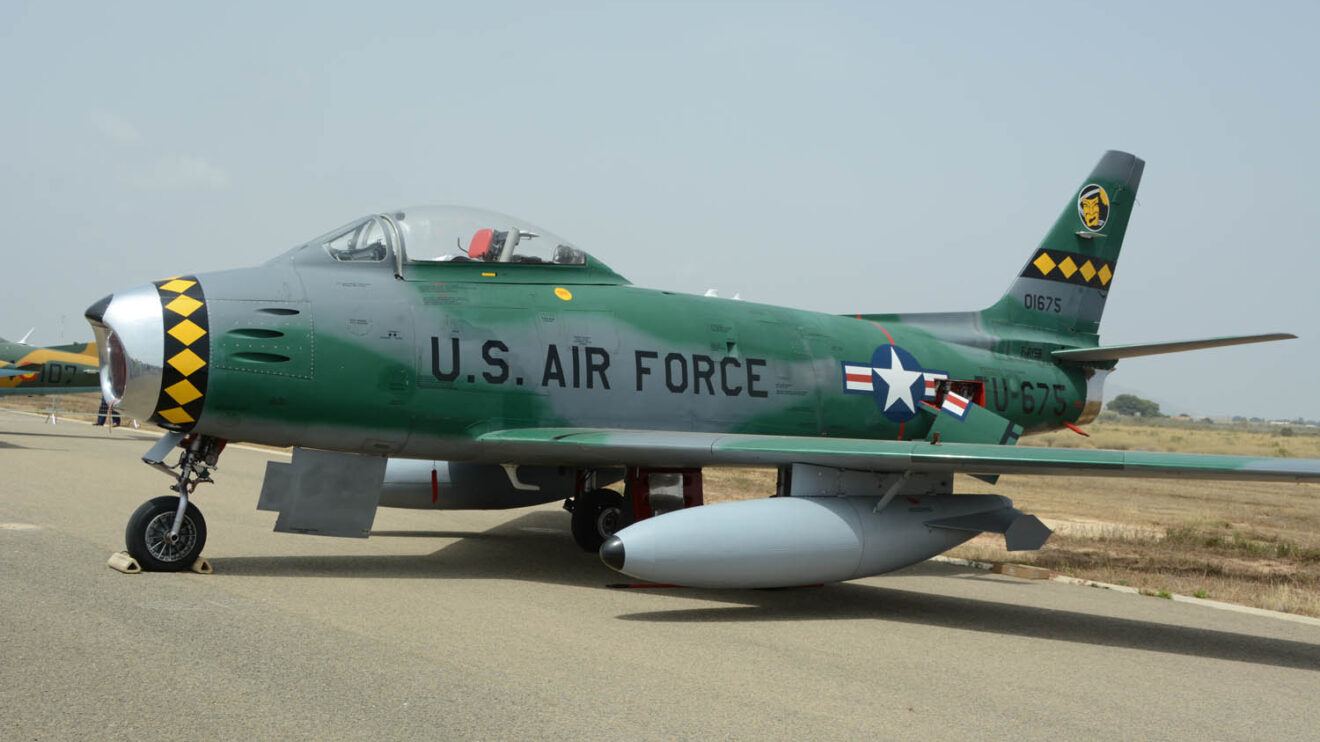 Uno de los visitantes más exóticos fue este Canadair F-86 francés.
