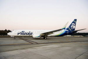 Uno de los Boeing 737 MAX 9 ya construidos para su entrega a Alaska Airlines.