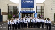 Alumnos de la Airbus Flight Academy Europe en Angulema.