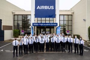 Alumnos de la Airbus Flight Academy Europe en Angulema.