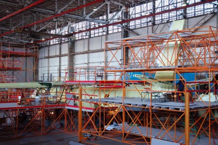 El montaje estructural del primer An-132D fue acabado a finales de marzo de 2016.