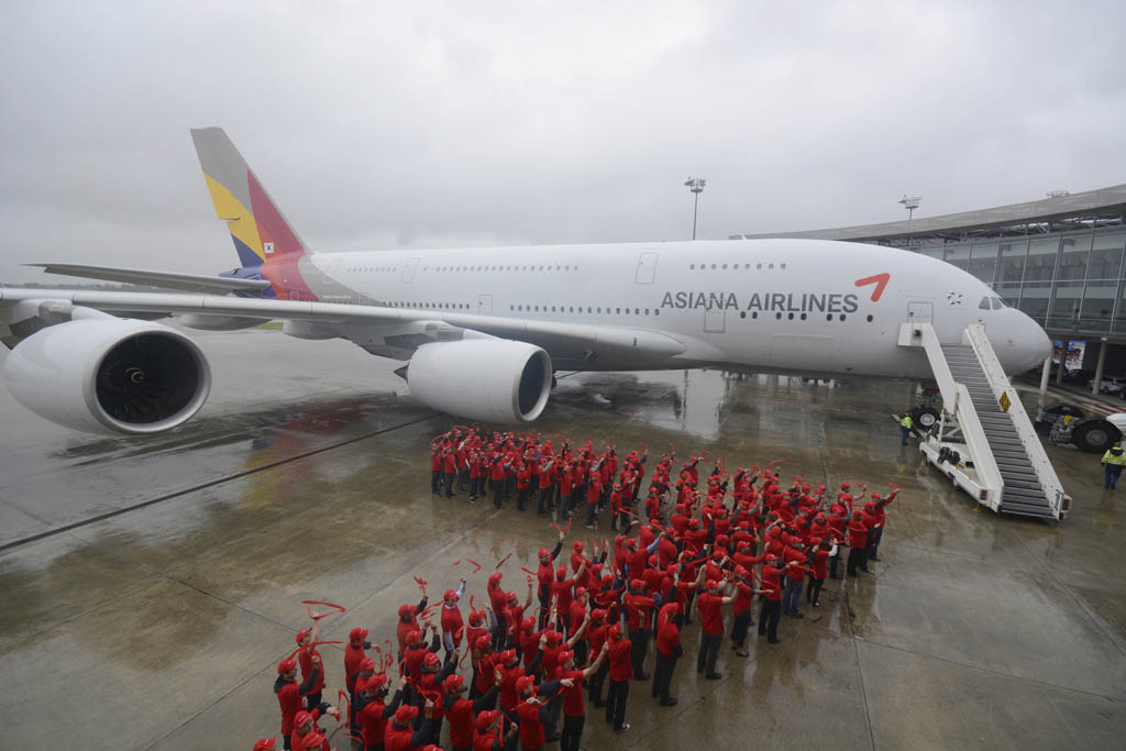 Entrega del primer Airbus a380 de Asiana Airlines