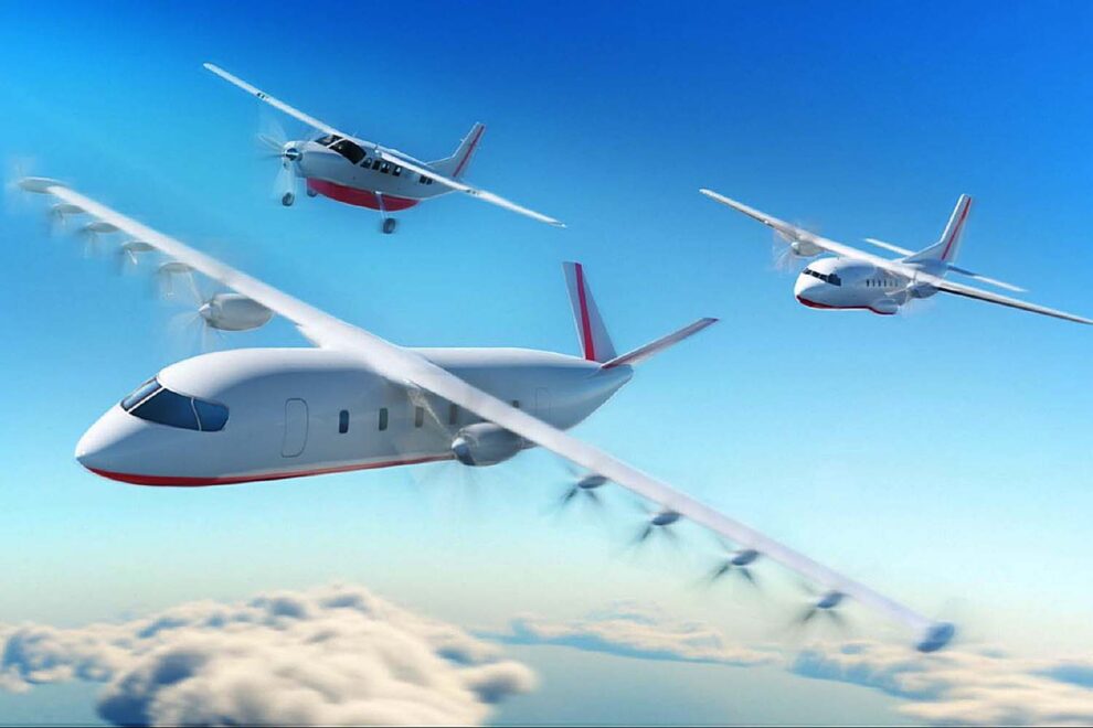 En primer plano el nuevo diseño del avión de 19 plazas de Dante Aeronautical.