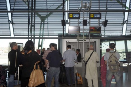 El tráfico de los aeropuertos españoles sigue creciendo, tanto en pasajeros, como en aviones y carga.