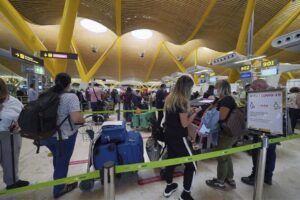 El aeropuerto de Madrid-Barajas durante la pandemia del COVID-19.q