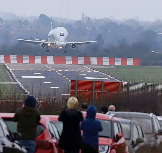Último aterrizaje en Broughton del Beluga F-GSTF.