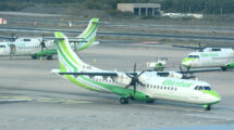 Aviones ATR 72 de Binter Canarias en el aeropuerto de Gran Canaria.