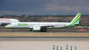 Entre las entregas de Embraer en el segundo trimestre de 2025 estuvo el 15º y último E195-E-2 de Binter Canarias.