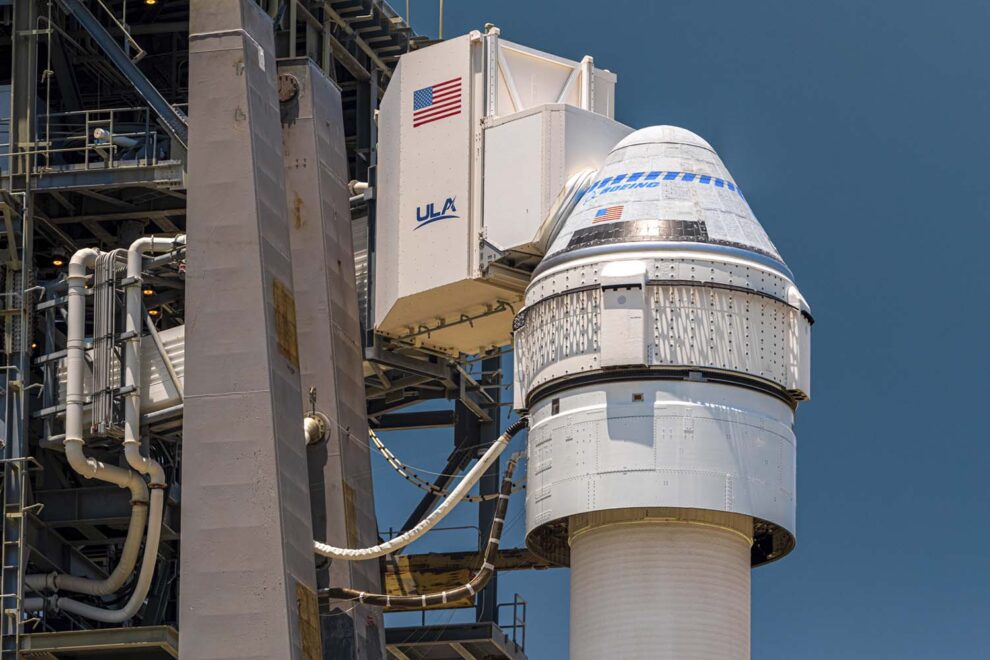 La cápsula Starliner en el cohete Atlas V poco antes de abortarse el segundo lanzamiento.
