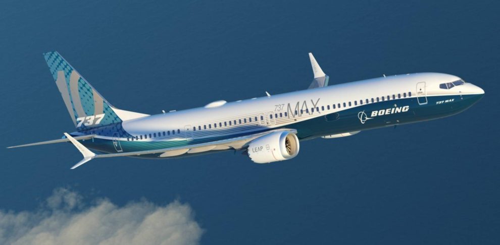 "El B-737 MAX 10 llevará los mismos pasajeros que el Airbus A320neo un poco más lejos, pero es mucho más ligero". Randy Tinseth, vice presidente de marketing de Boeing Commercial Airplanes