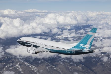 El Boeing 737 MAX destaca por sus nuevos motores y los nuevos winglets además de por otros cambios aerodinámicos.