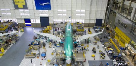 Cadena de montaje del Boeing 737 MAX en Renton.