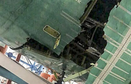 Detalle del fallo estructural de la célula de ensayos estáticos del Boeing 777-9.