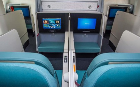 Korean ha equipado sus Boeing 787-9 con 269 asientos, 6 en primera clase, 18 en ejecutiva (en la foto) y 245 en turista.