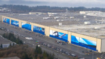 Factoría de Boeing en Everett, de donde en octubre ha salido el primer avión de un solo pasillo allí producido.