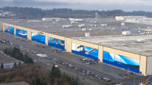 Factoría de Boeing en Everett, de donde en octubre ha salido el primer avión de un solo pasillo allí producido.