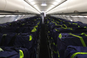 Ls nueva bolsas para carga en los asientos de un A320..