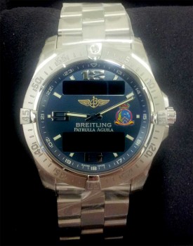 Breitling, patrocinador de la Patrulla Águila, entregará a los nuevos miembros un reloj modelo Aerospace.