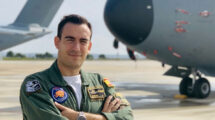 Capitán Carlos Miraz, piloto de A400M del Ala 31.