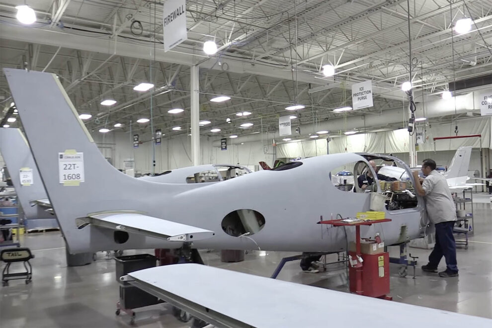 Cirrus fue el fabricante que entregó más aviones en el primer trimestre de 2026, 196, 185 de ellos de la familia SR-22.