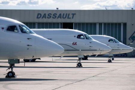 Los tres Falcon 6X que Dassault está usando en el programa de certificación.