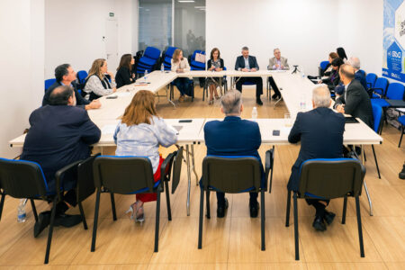 Participantes en el foro de Fly News sobre talnto.