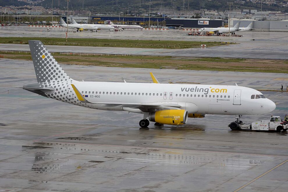 Aviones de Vueling en el aeropuerto de Barcelona.