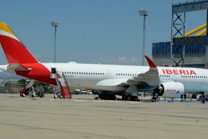 Iberia lidera el crecimiento de IAG, mientras el grupo encargó a British Airways el control del futuro de los biocombustibles en el grupo.