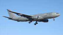 El primer A330 MRTT del Ejército del Aire a su llegada a Getafe ya con sus colores definitivos.