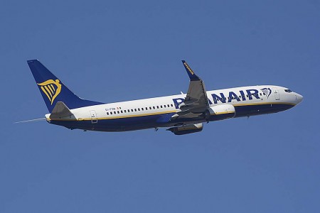 Ryanair estima que en al final de 2016 llegará a los 119 millones de pasajeros transportados en sus más de 1.800 vuelos diarios.