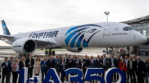 Entrega en Toulouse del primer Airbus A350 a Egyptair.