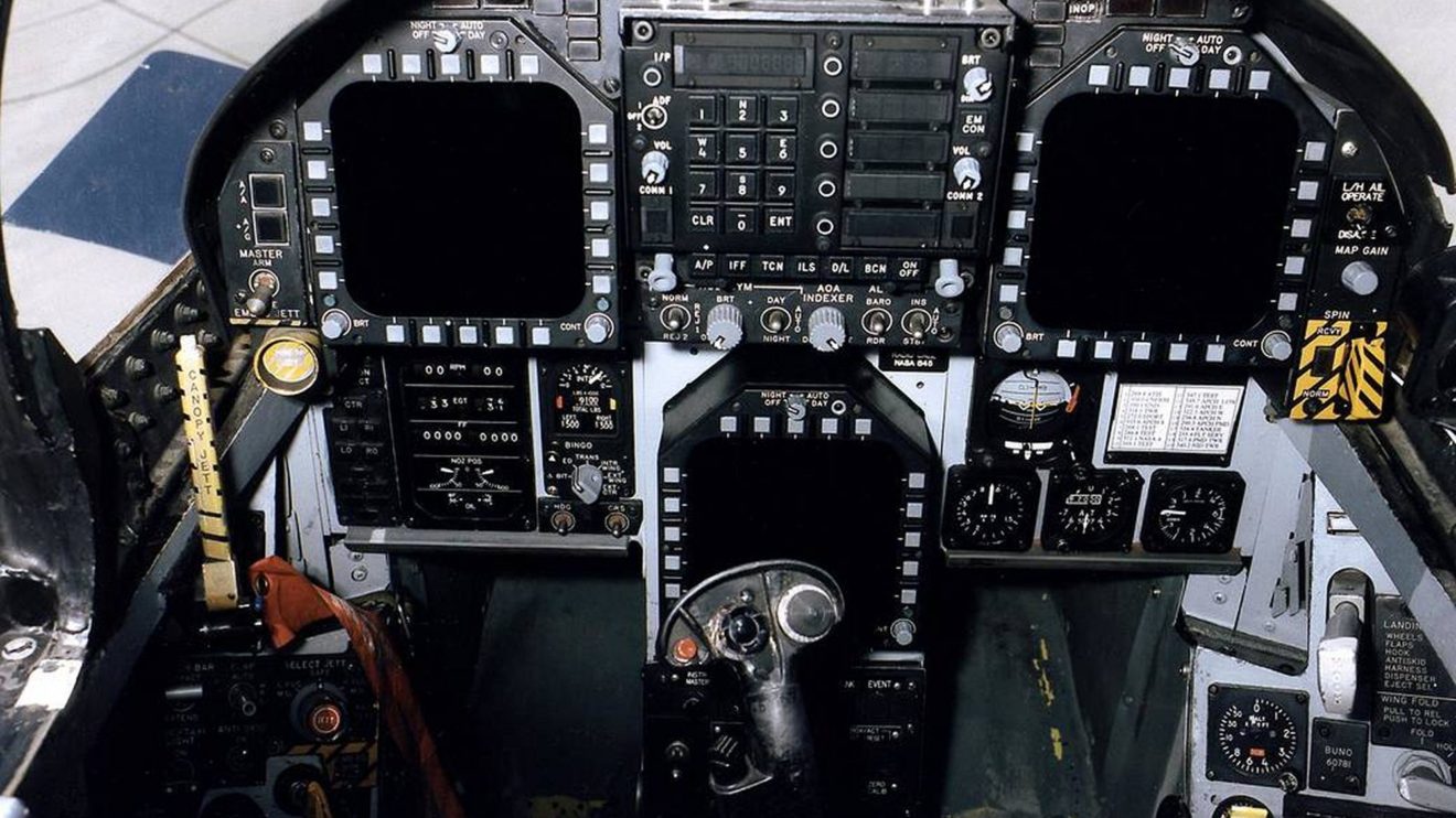 Cockpit de un F/A-18A.