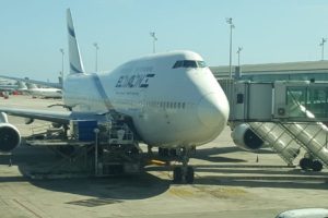 Boeing 747 de El Al en el aeropuerto de Barcelona El Prat.
