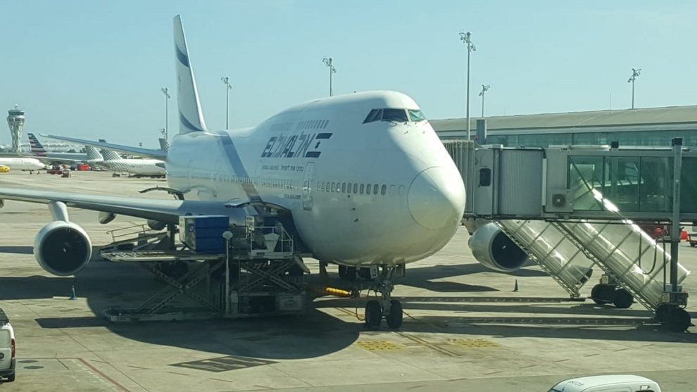 Boeing 747 de El Al en el aeropuerto de Barcelona El Prat.