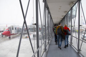 Embarque de un vuelo de Norwegian en el aeropuerto de Oslo.