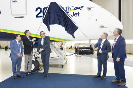 Ceremonia de entrega del E-Jet número 2.000.