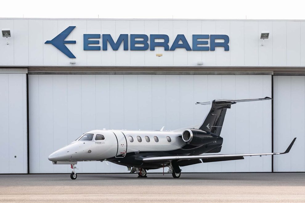 Las entregas del Phenom 300E han comenzado en fecha según las previsiones de Embraer.