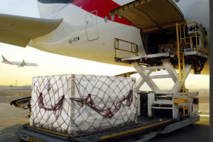 Emirates ha comenzado a usar sus A380 en vuelos solo de carga.