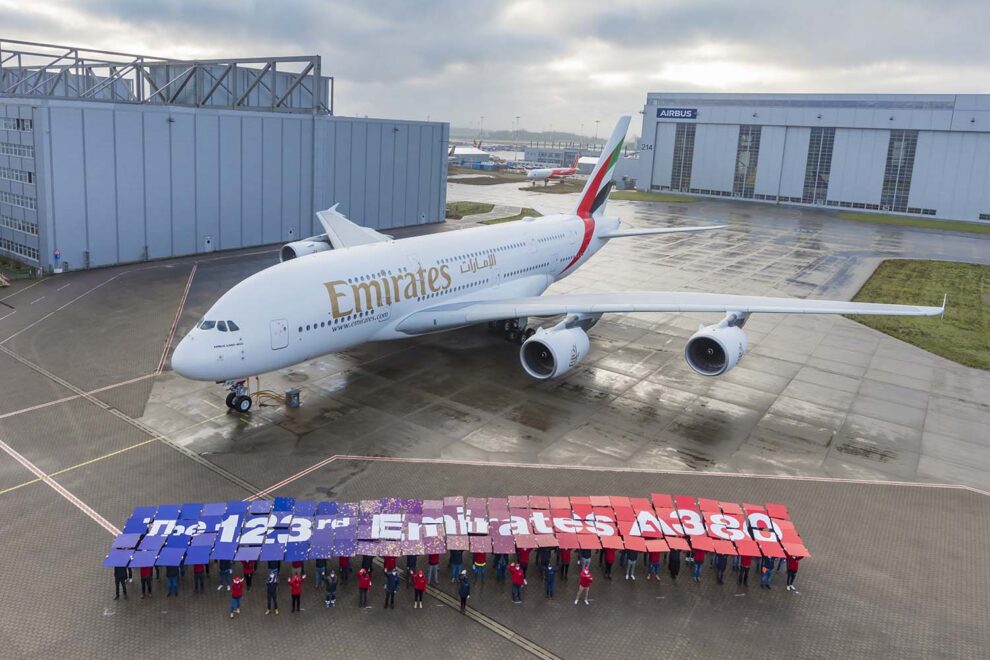 Entrega a Emirates de su Airbus A380 número 123, el último de todos.