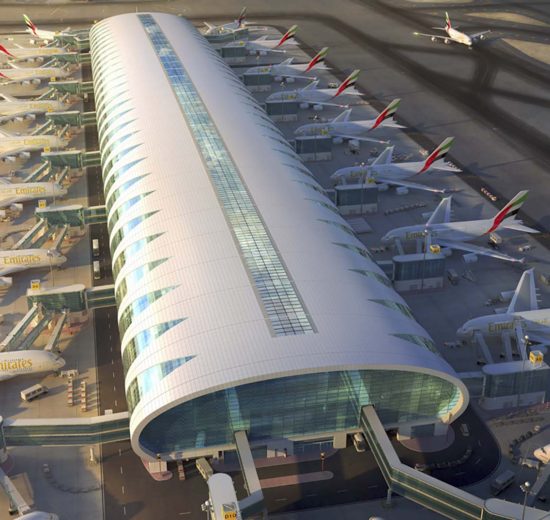 Emirates cosntruyó en el aeropuerto de Dubai una terminal para sus A380.