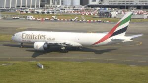 Emirates SkyCargo complementa su flota de Boeing 777F con dos B-747-400F alquilados.