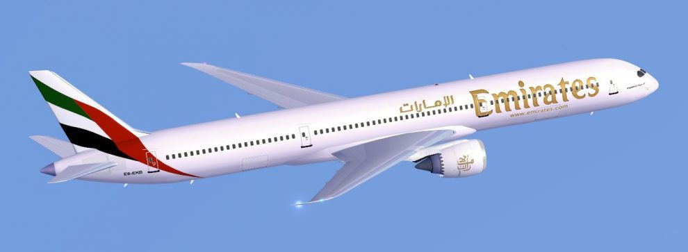 Los primeros pedidos de Dubai 2017 son los de Emirates y Azerbaijan Airlines.