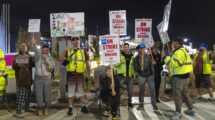 Empleados de Boeing en huelga.