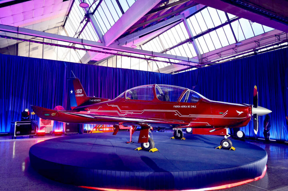 El prototipo del Enaer T-40 Newen durante la presentación.