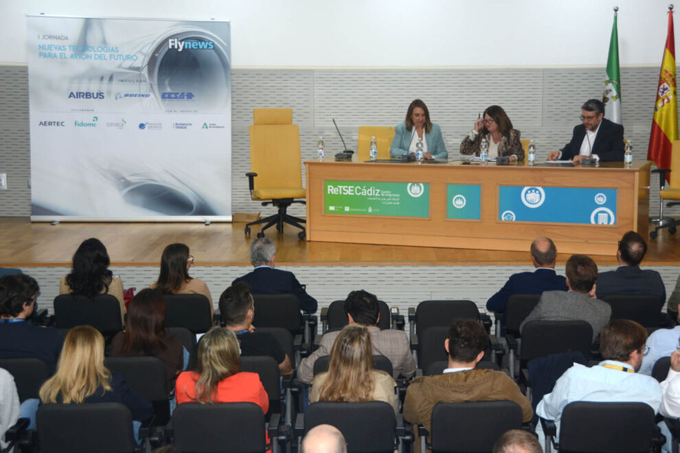Fly News reun a la industria en Tecnobahía para hablar de las ténologías para el futuro.